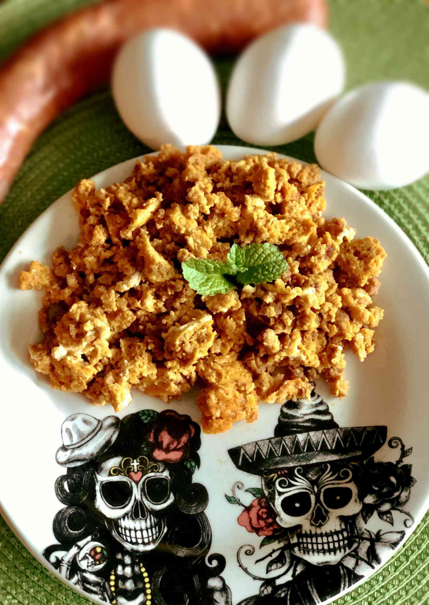 Lò vi sóng longaniza con Huevos