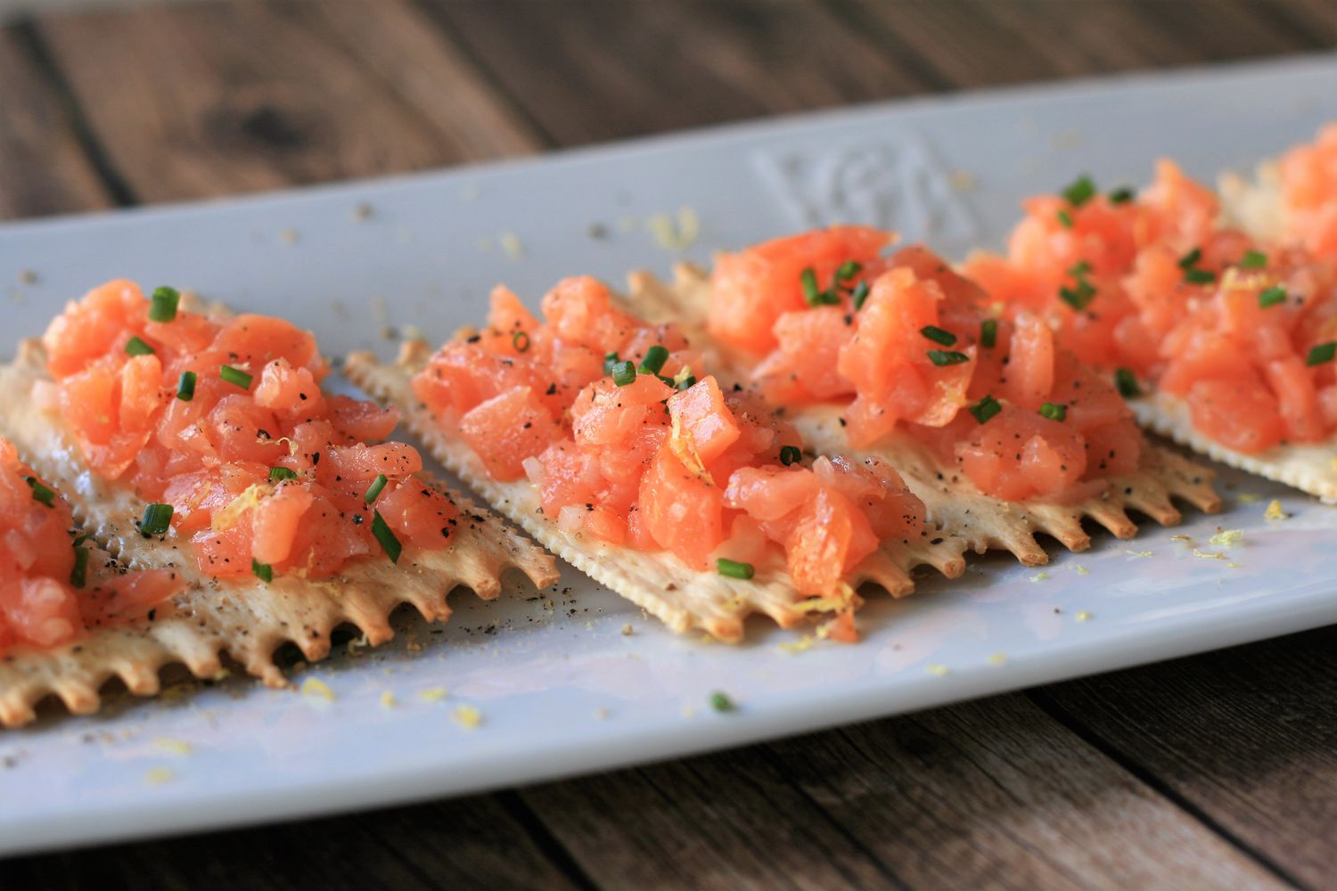 Salmon hun khói tartare