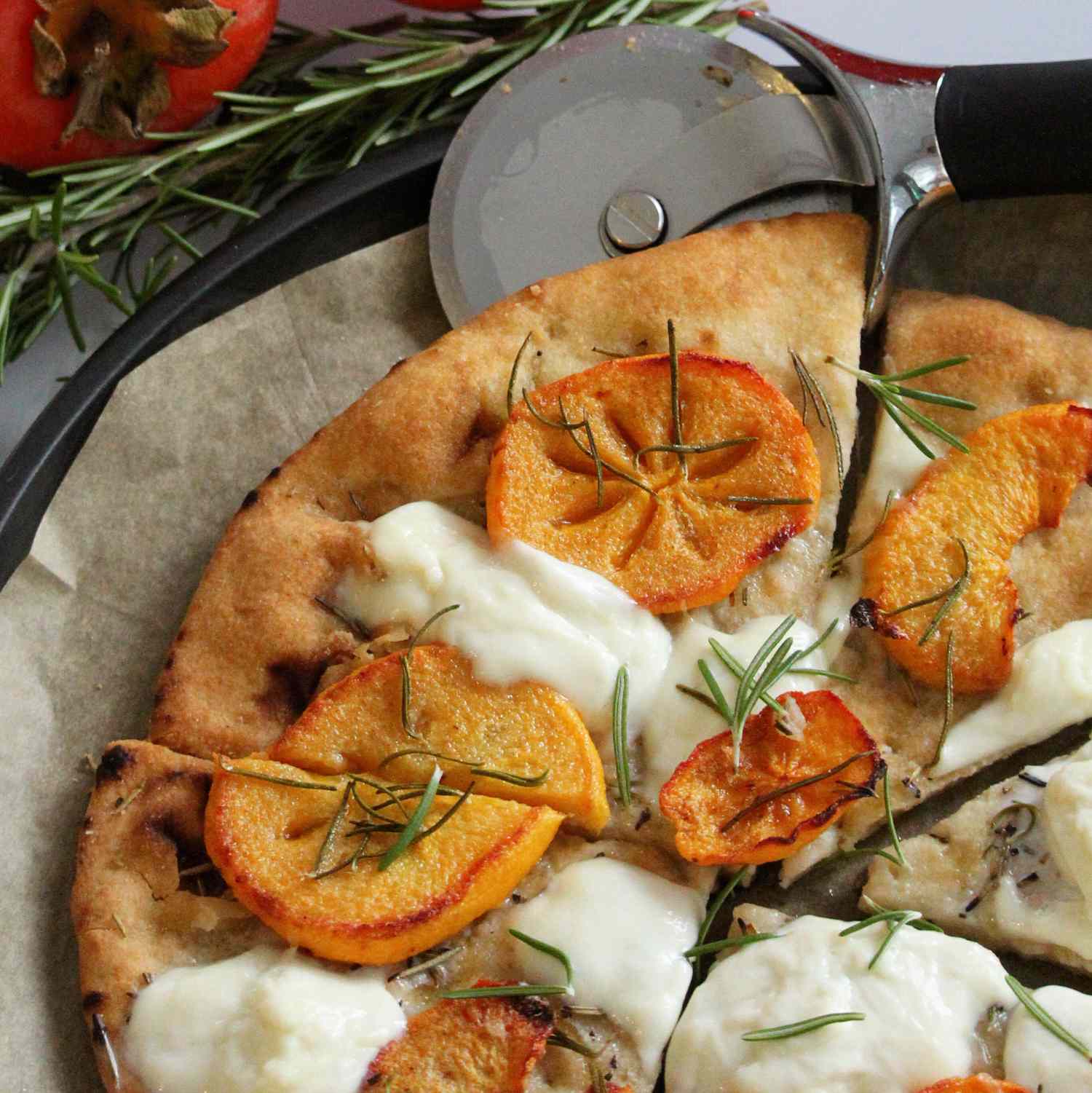 Rang Persimmon-Burrata focaccia