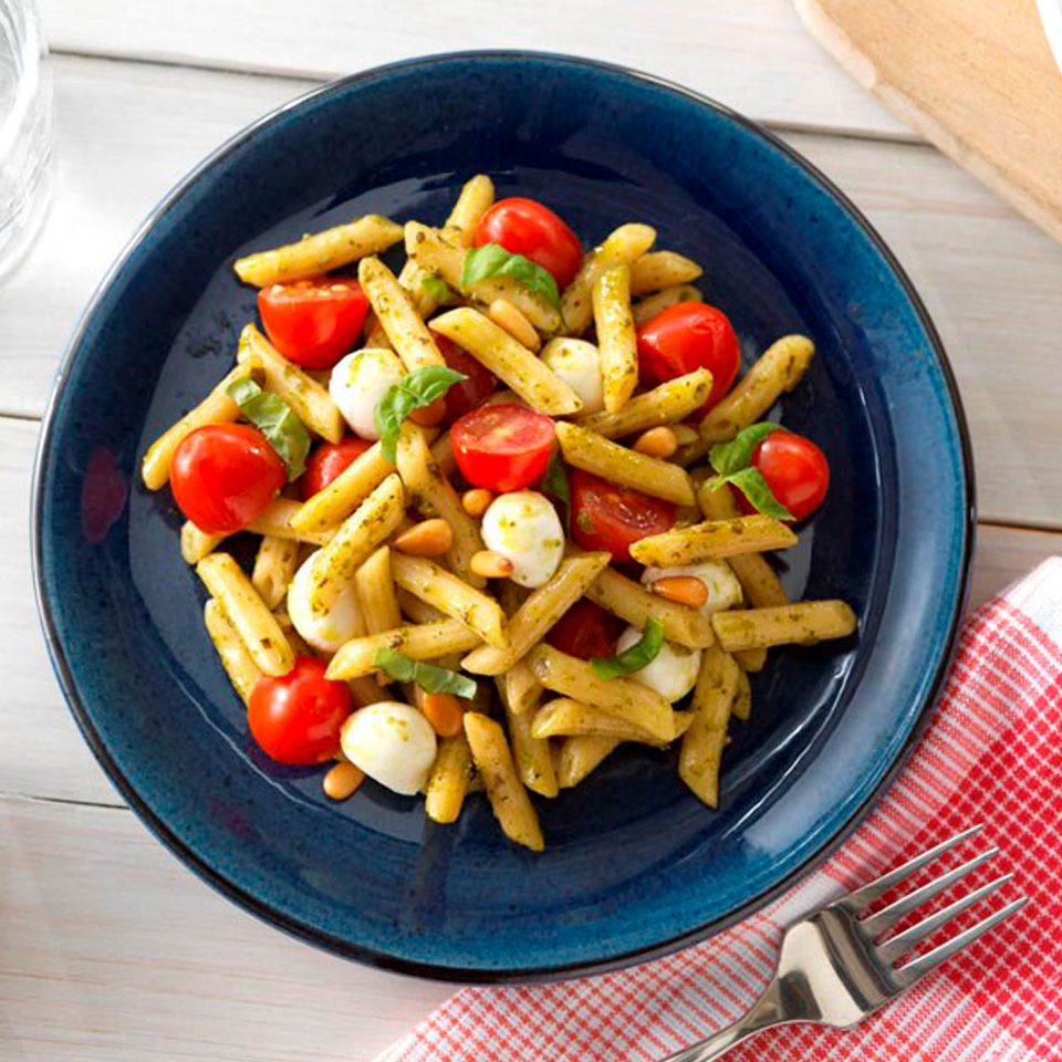 Penne Pesto nhanh chóng với cà chua