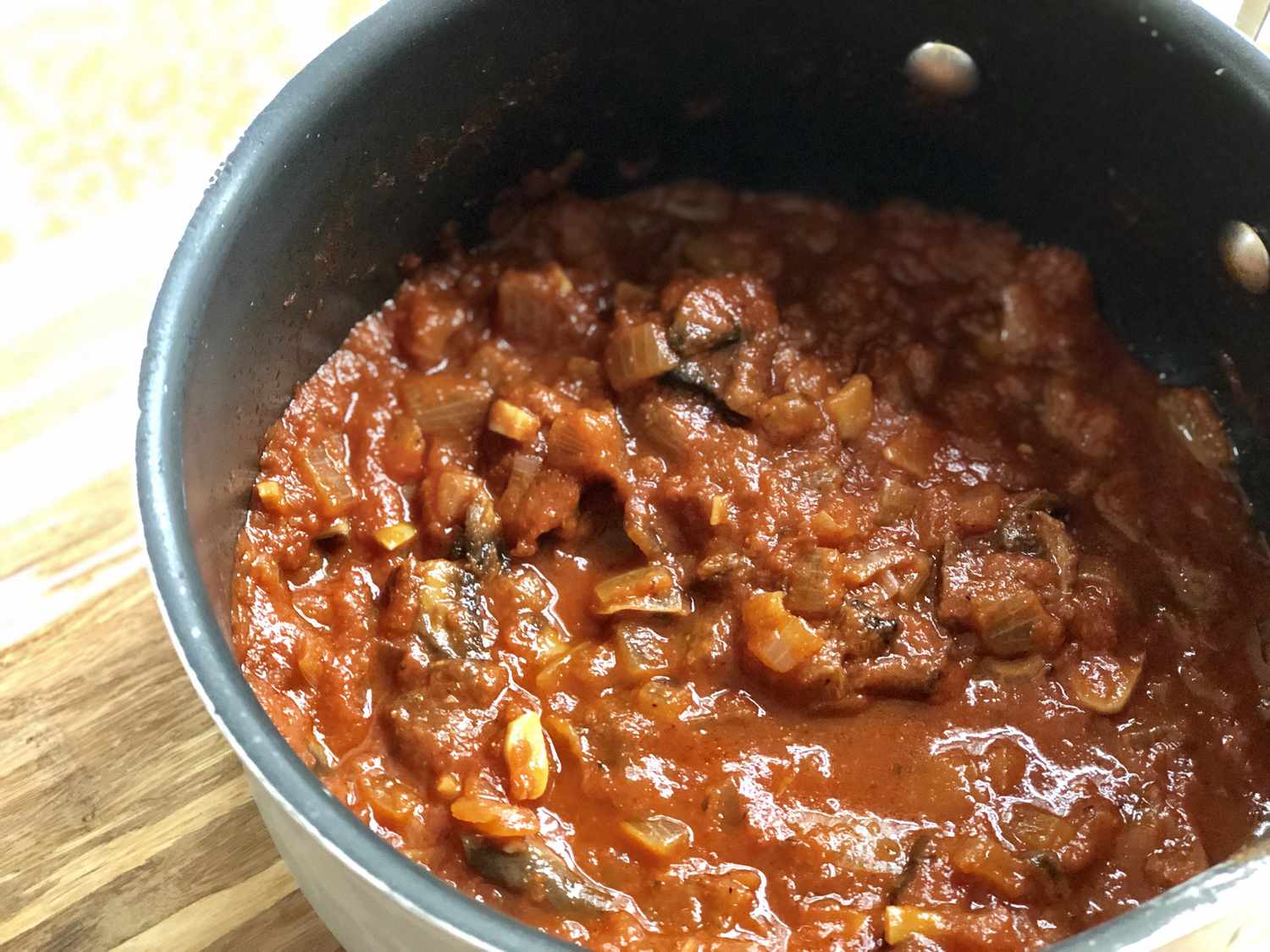 Bolognese nấm thuần chay