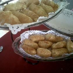 Quesitos (Puerto Rico Cheese-Stuff Puff Pastry)