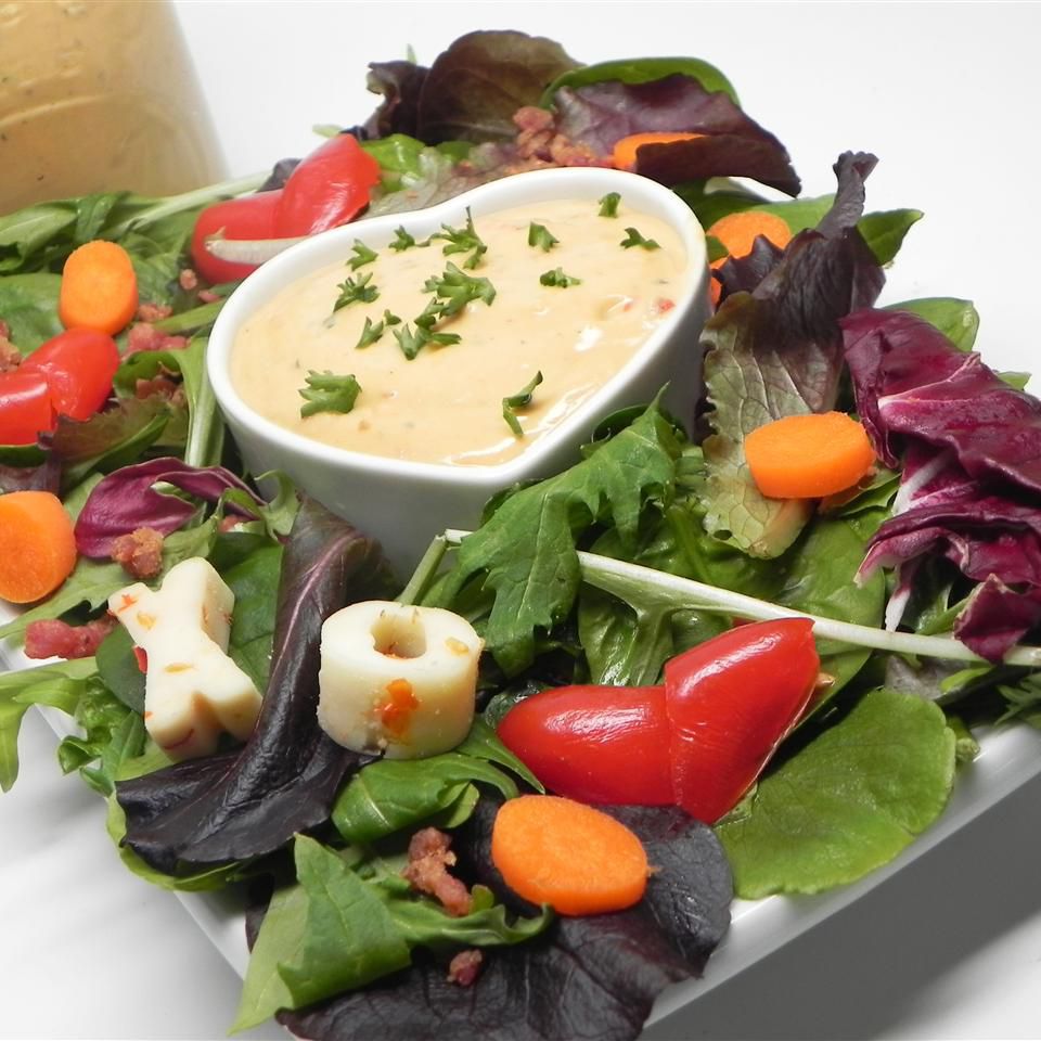 Nước sốt salad hummus hạt tiêu đỏ