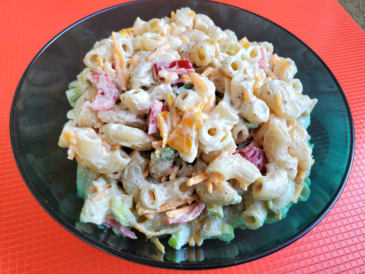 Salad macaroni và phô mai