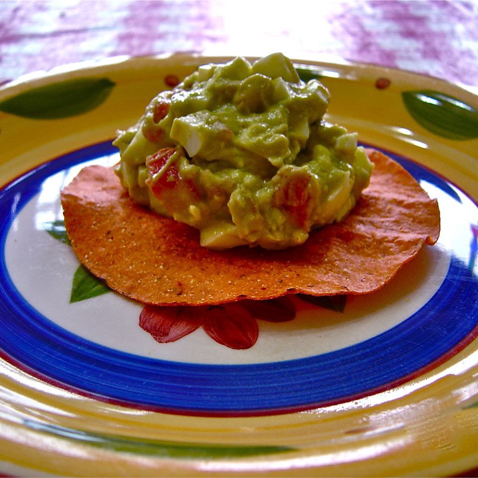 Salad bơ tostada đầy đủ