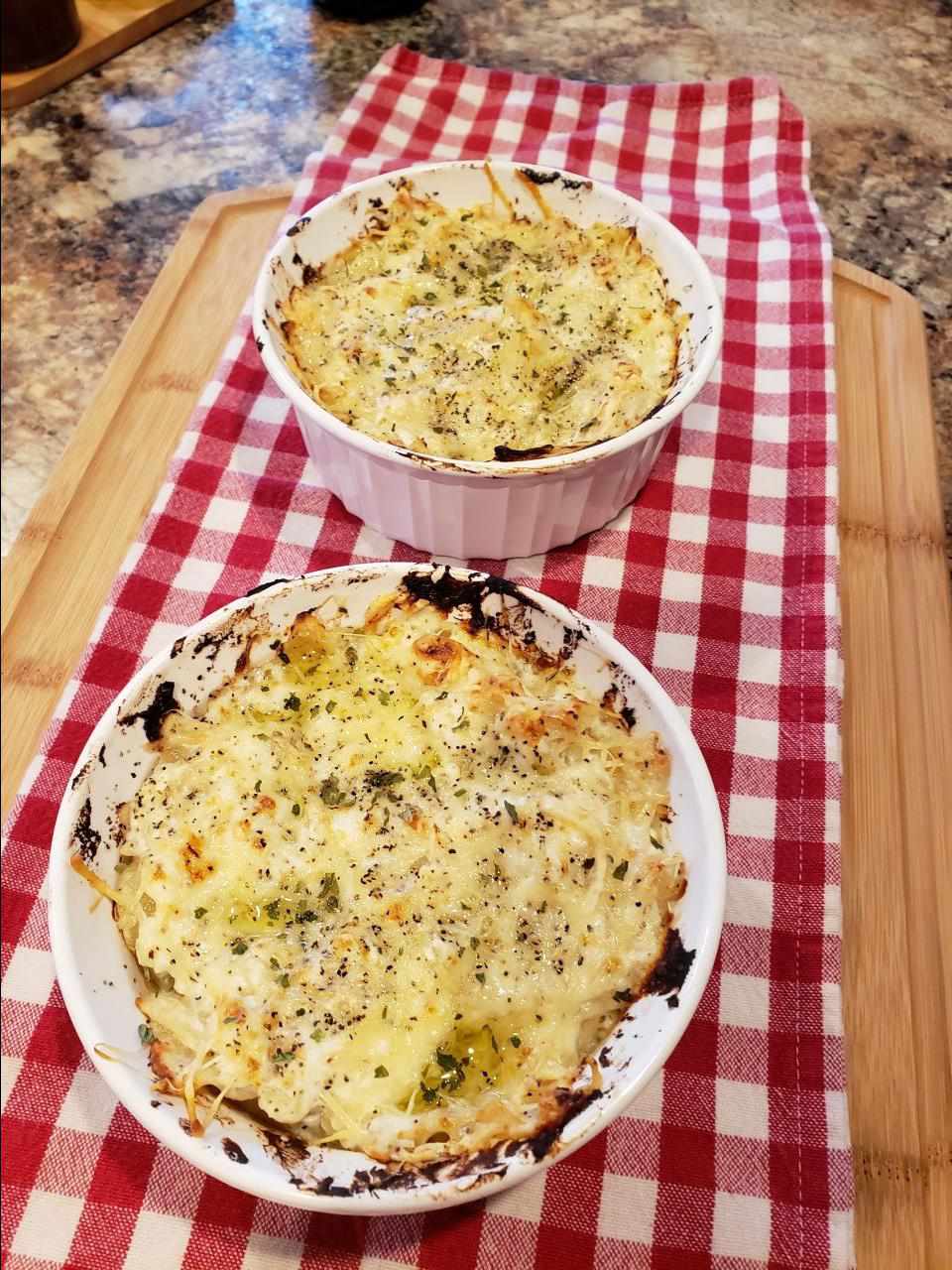 Cá nhân cacio e pepe lasagnas