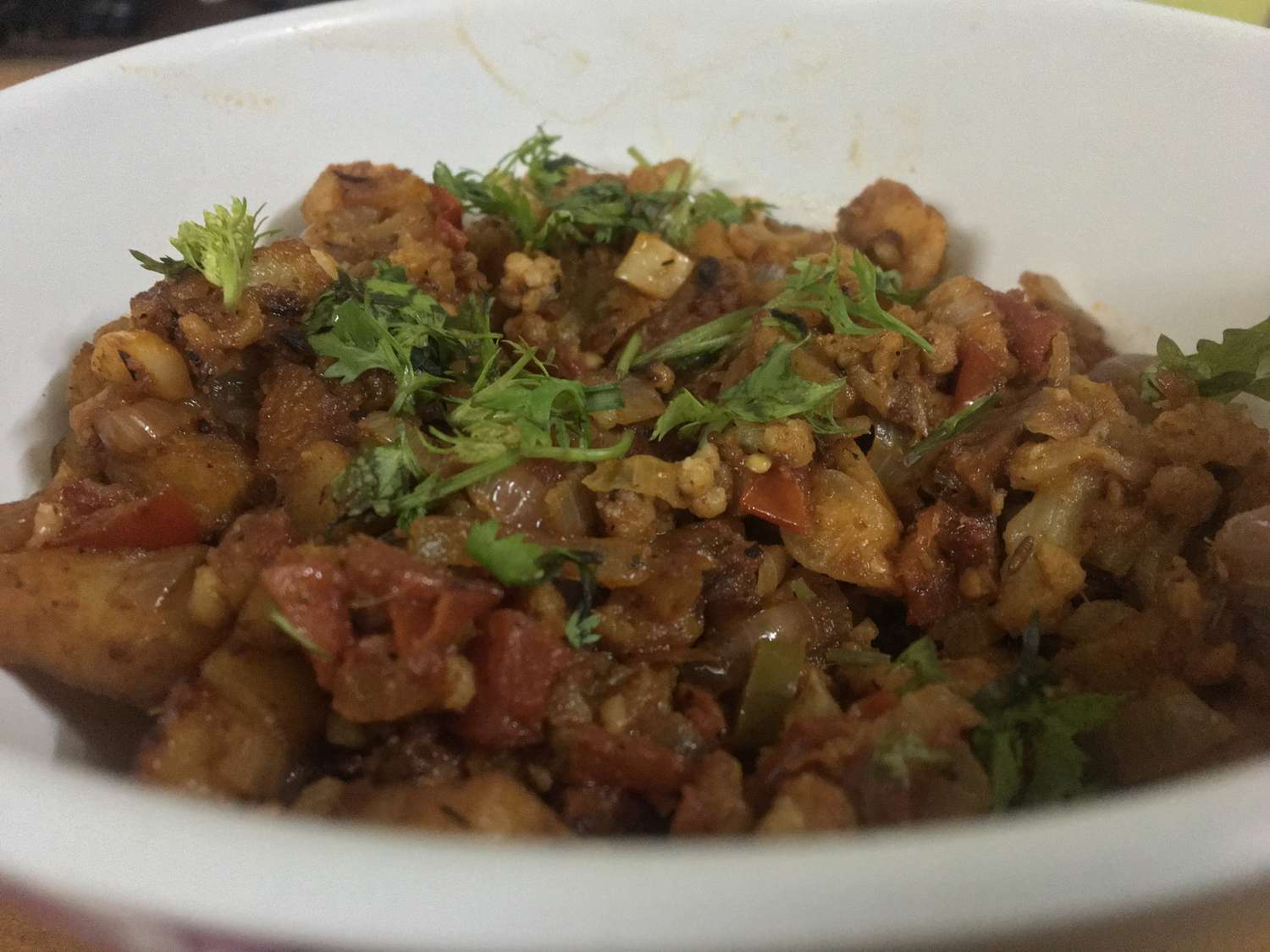 Khoai tây và súp lơ Ấn Độ (Aloo Gobi)