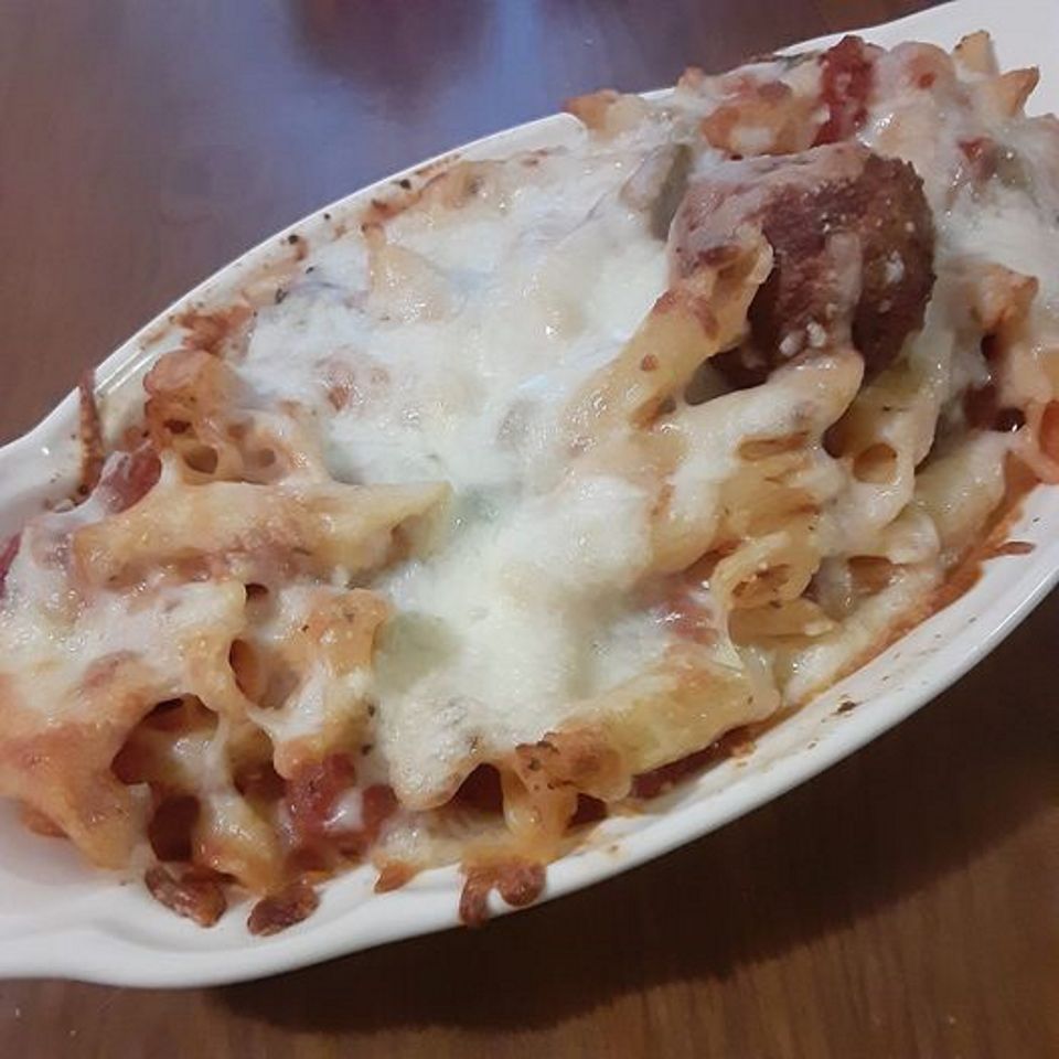 Dễ dàng nướng mostaccioli