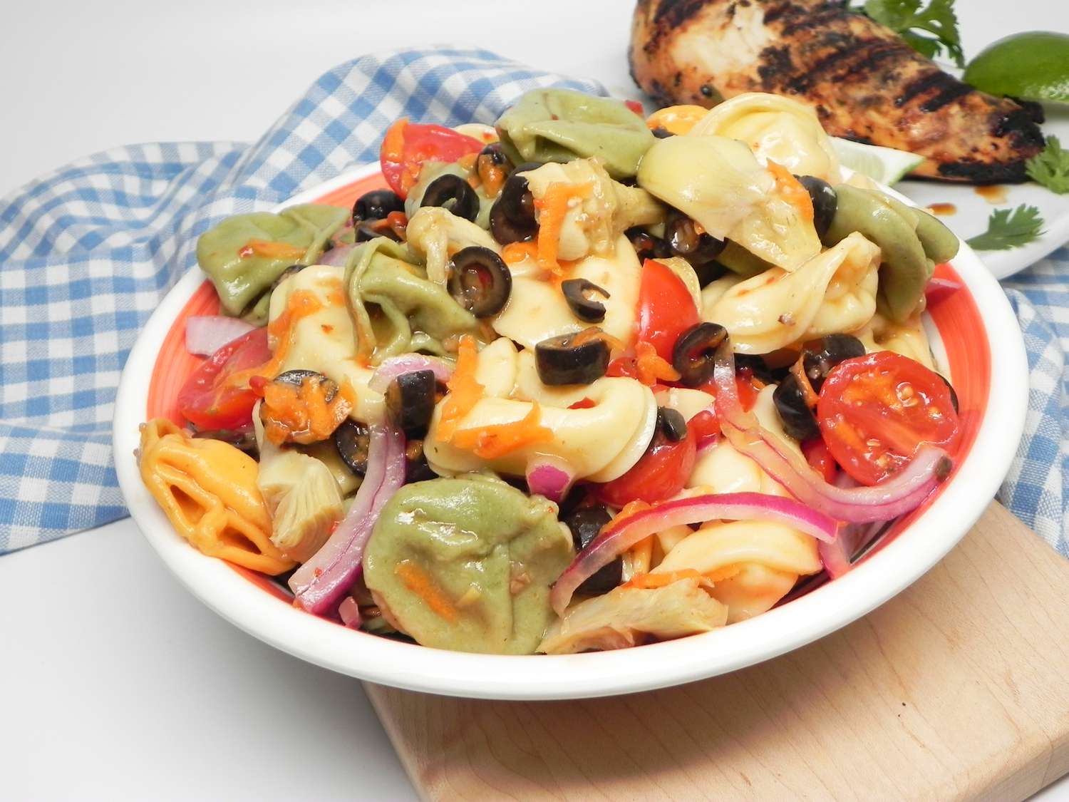 Dễ dàng salad tortellini