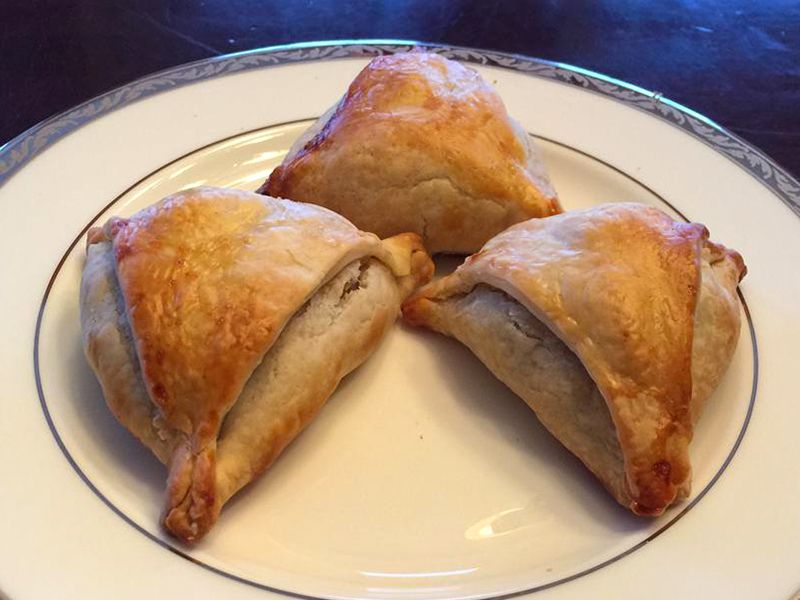 Dễ dàng nướng samosas Ấn Độ