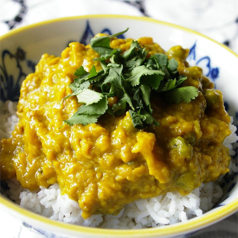 Sân ngũ đậu lăng Ấn Độ cay (DAAL)