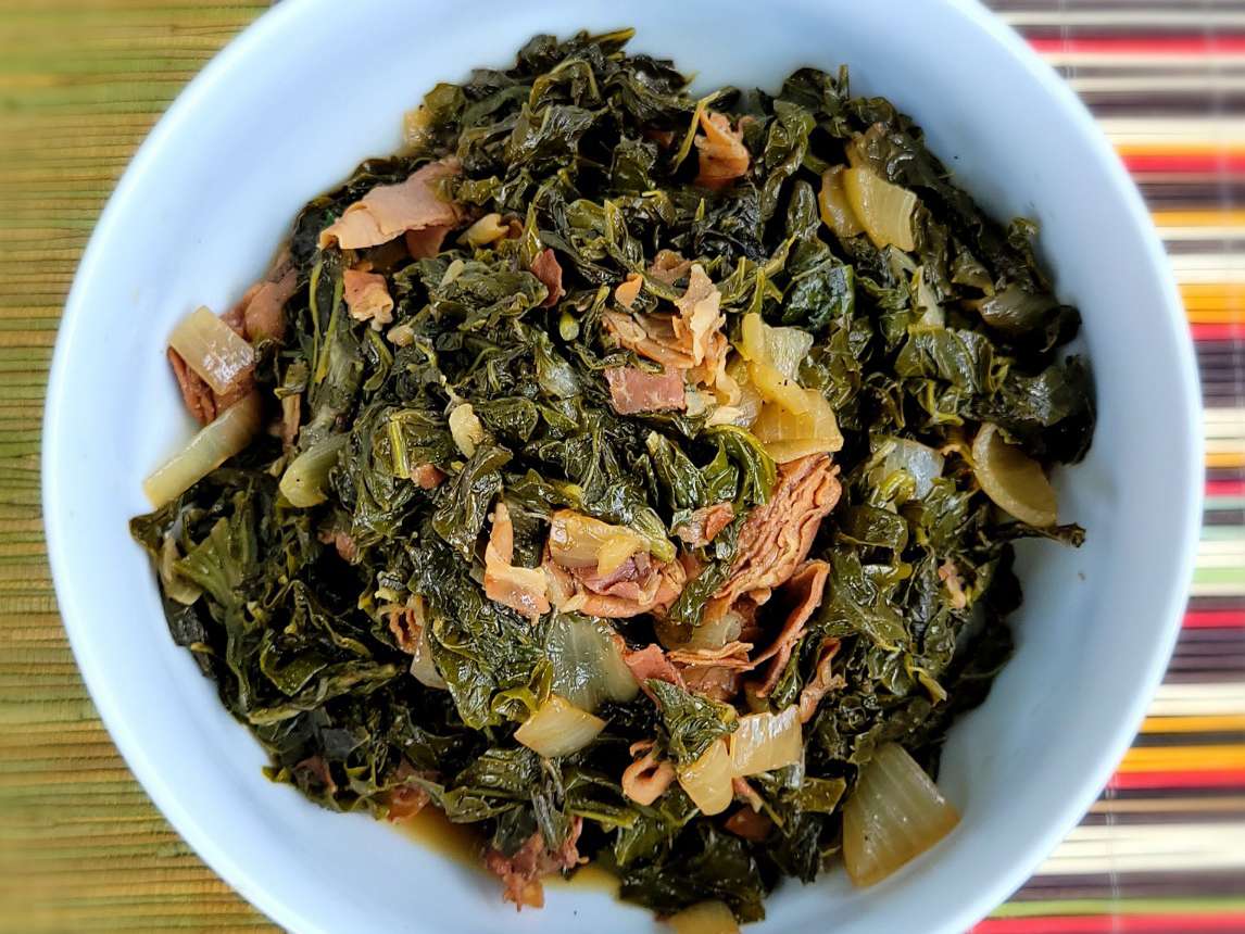 Turnip Greens với thịt xông khói