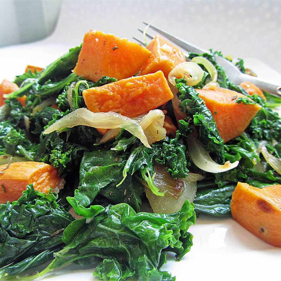 Salad Yam và cải xoăn nướng