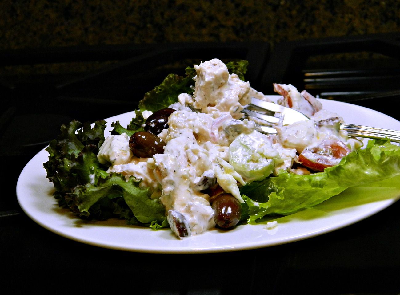 Salad gà kiểu Hy Lạp
