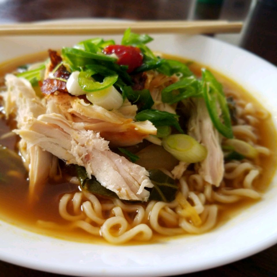 Bát ramen gà