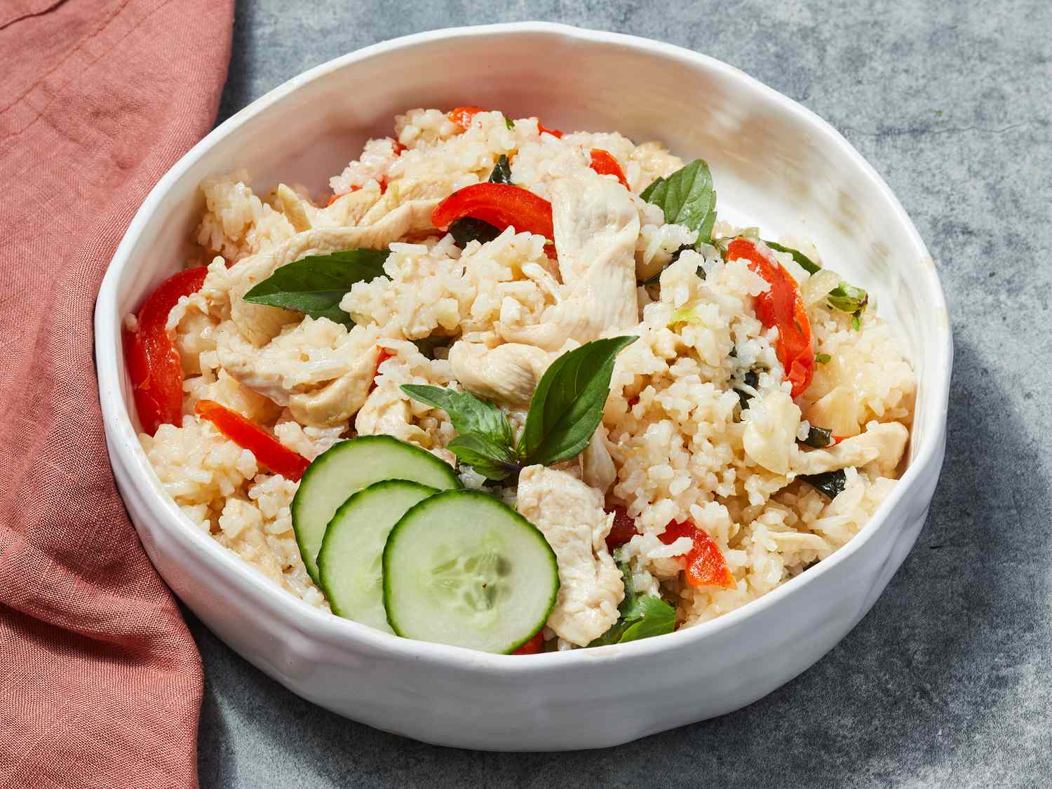 Gạo gà chiên Basil Basil Chicken