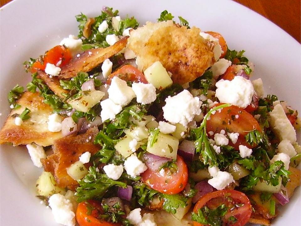 Salad Fattoush Ả Rập