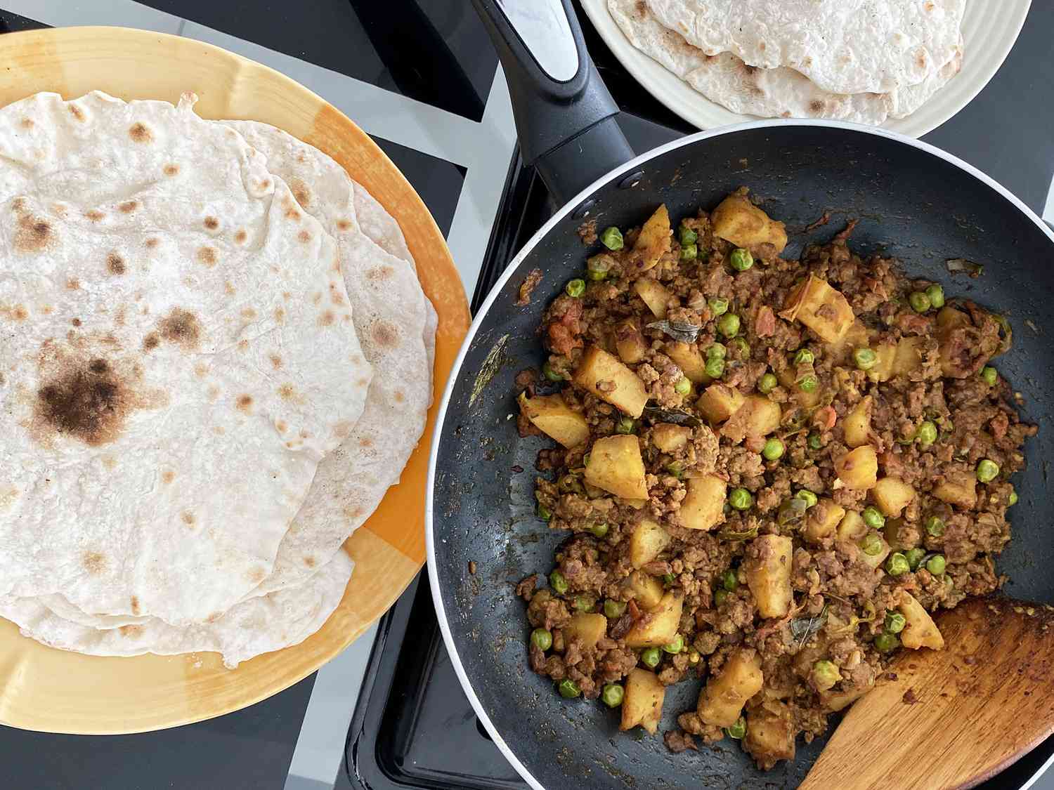 Keema aloo (thịt bò xay và khoai tây)