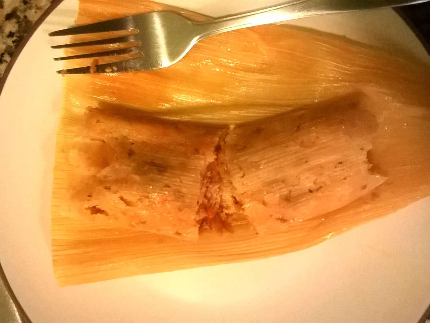 Tamales Rojos de Pollo (Tamales gà đỏ)