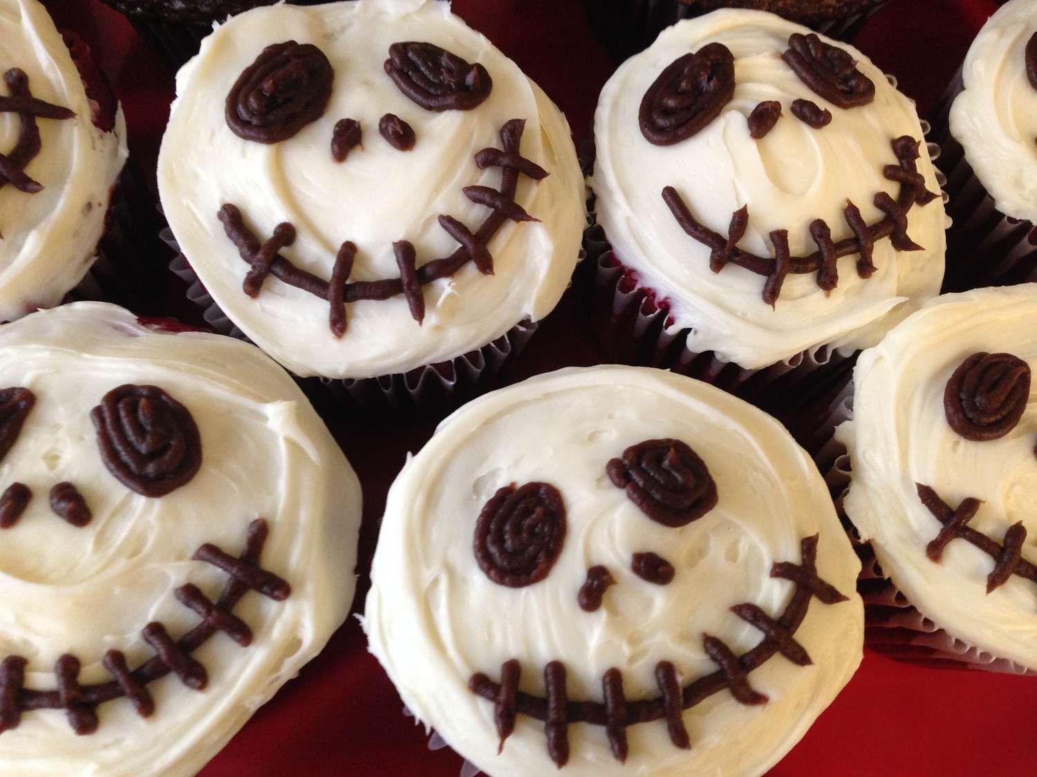 Cupcakes sọ Halloween đáng sợ