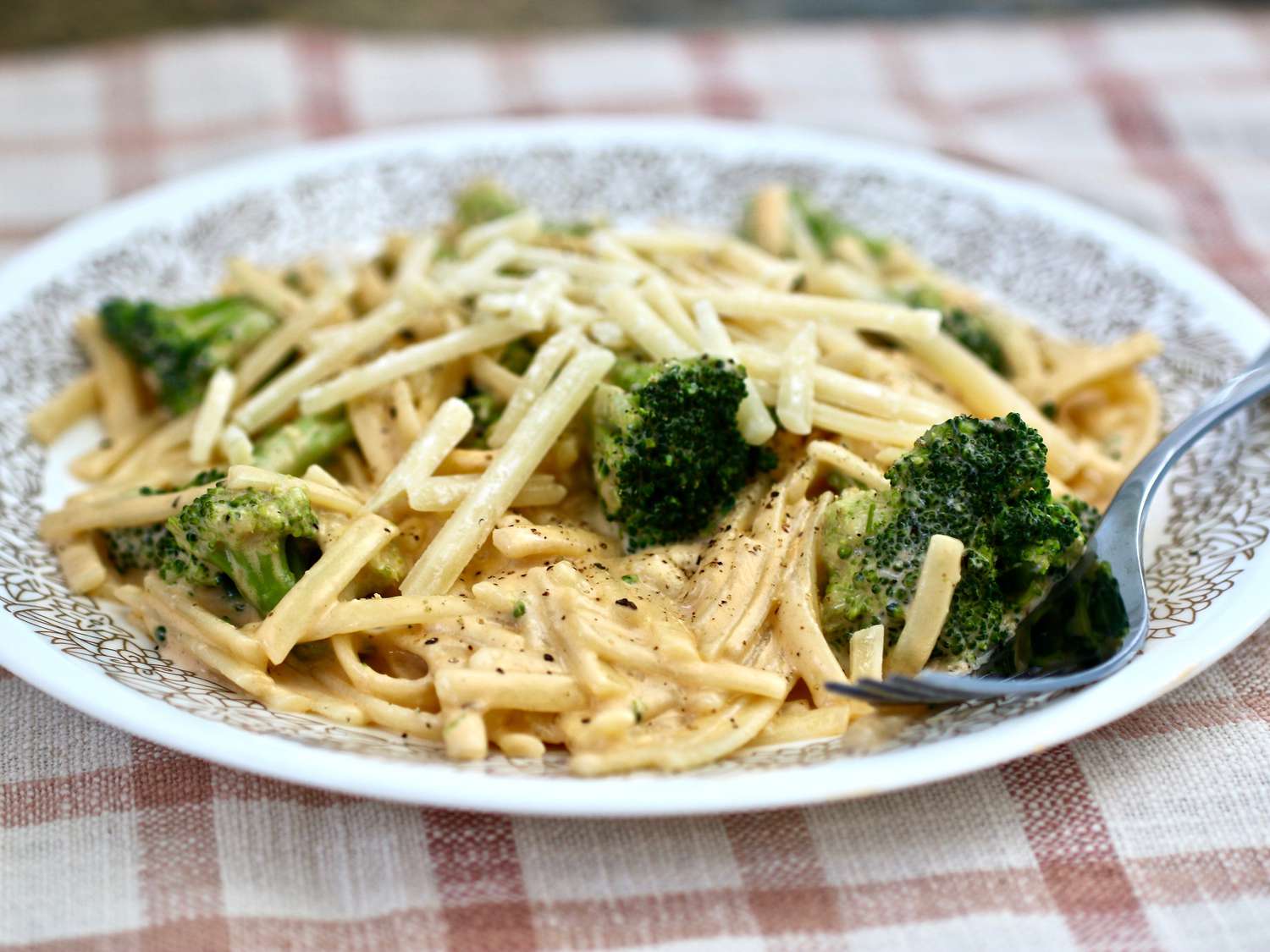 Pasta con bông cải xanh