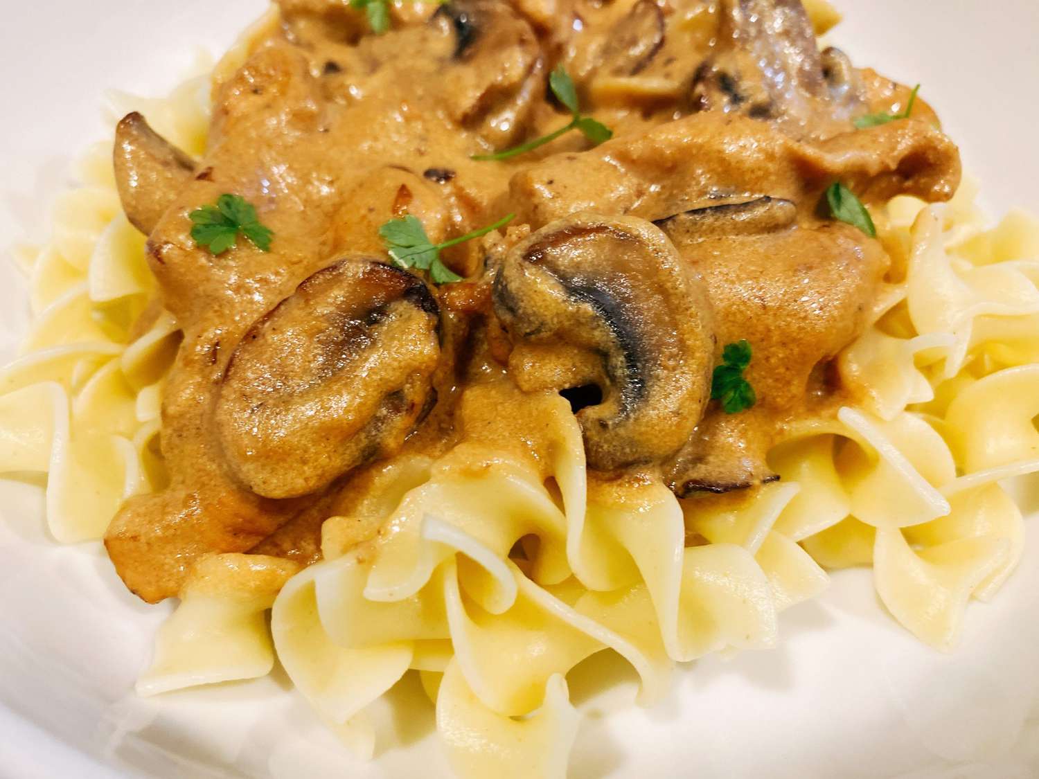 Gà và nấm stroganoff