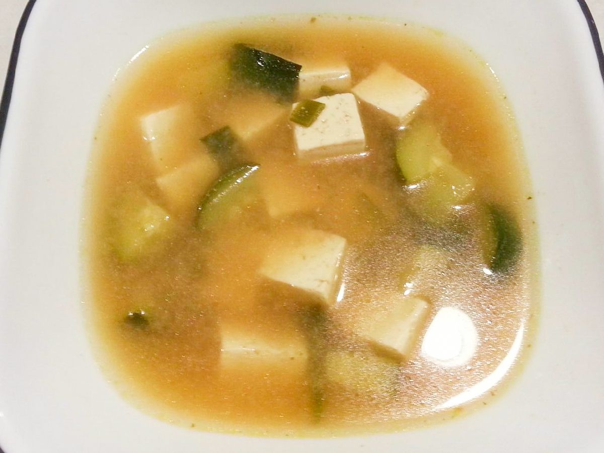 Doenjang-Jjigae của Hàn Quốc (súp đậu tương)