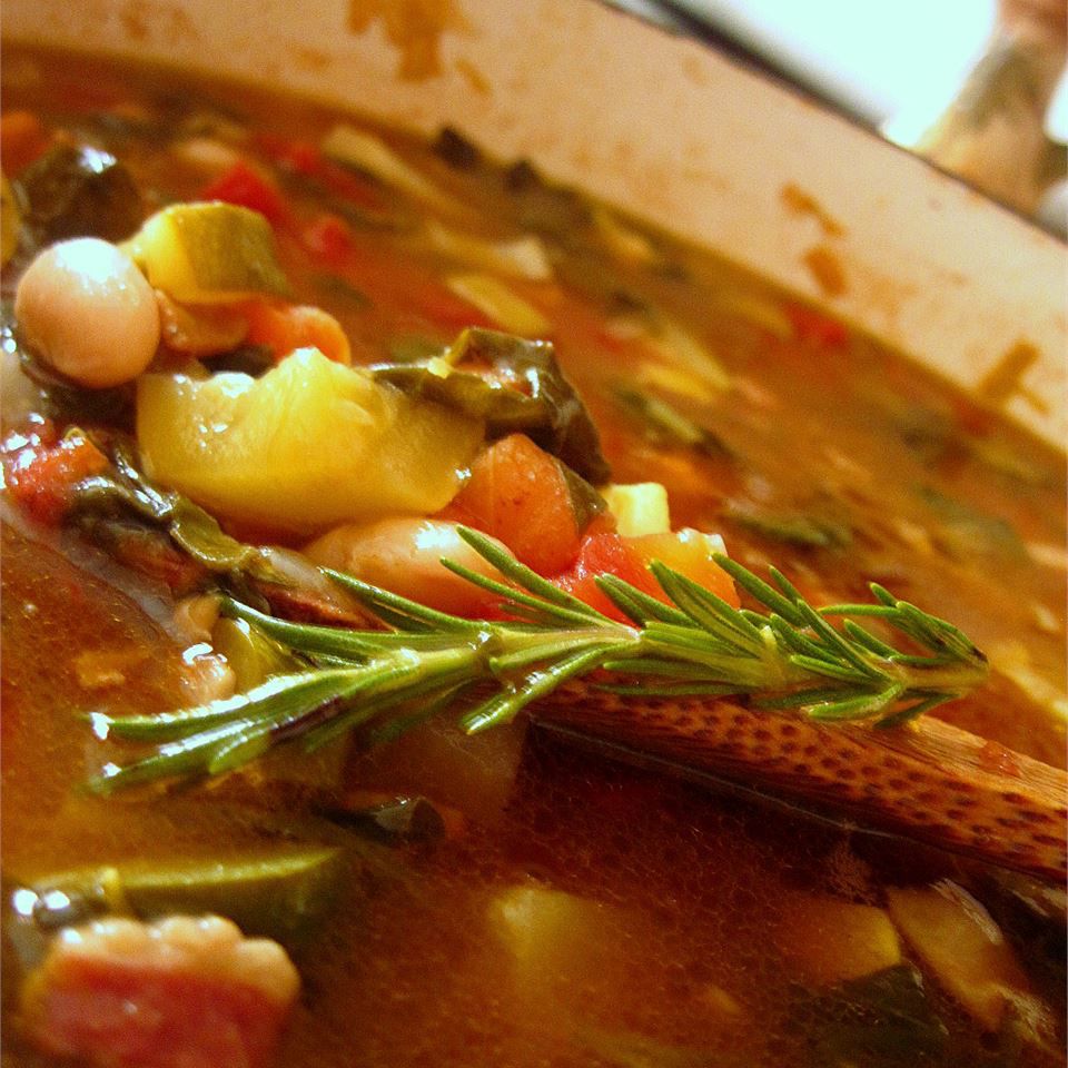 Súp minestrone thịnh soạn