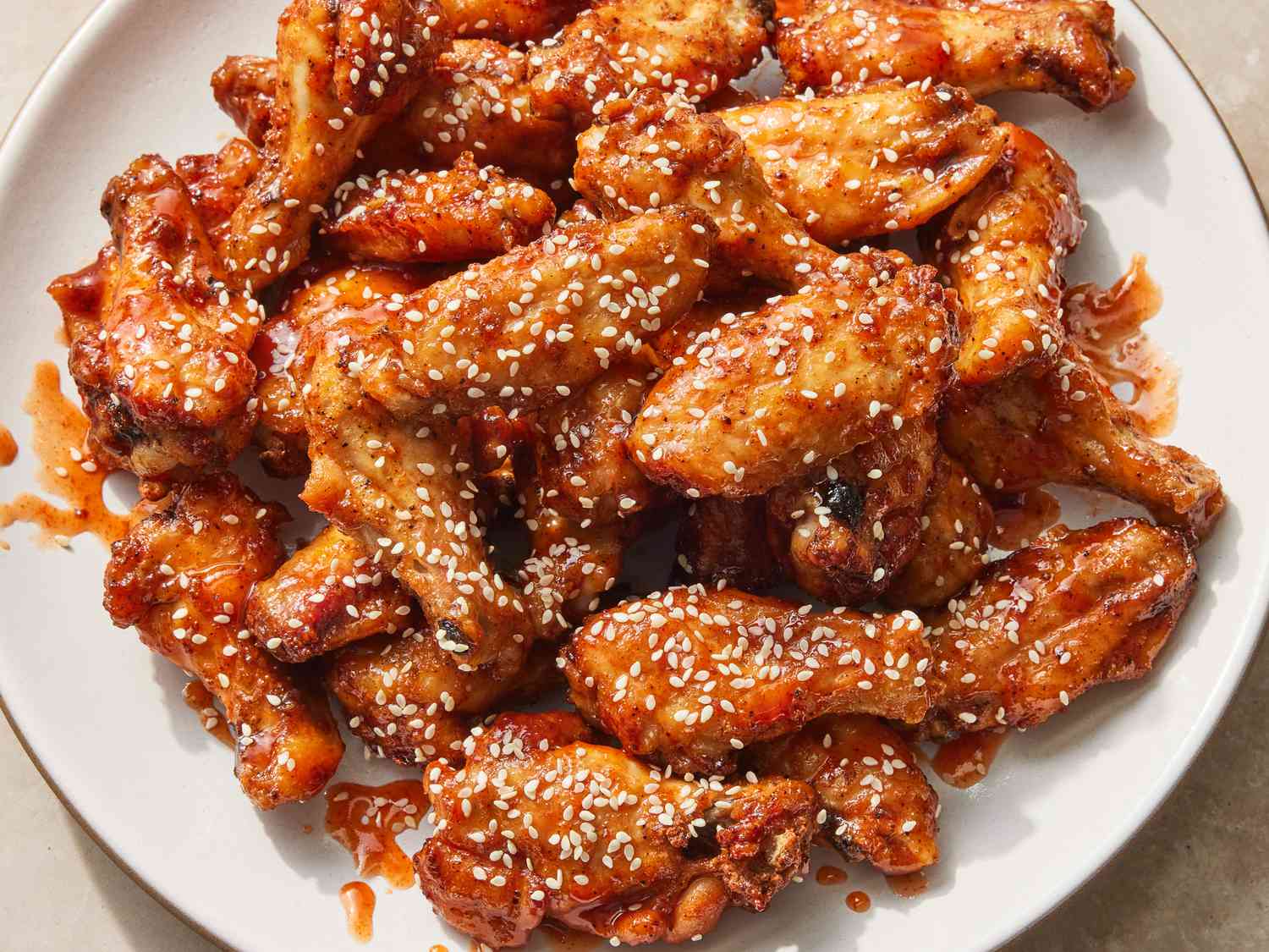 Crispy Honey Sriracha Chicken Wings