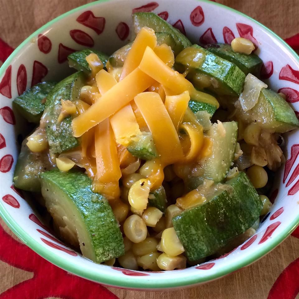 Calabacitas con elote (zucchini kiểu Mexico với ngô)