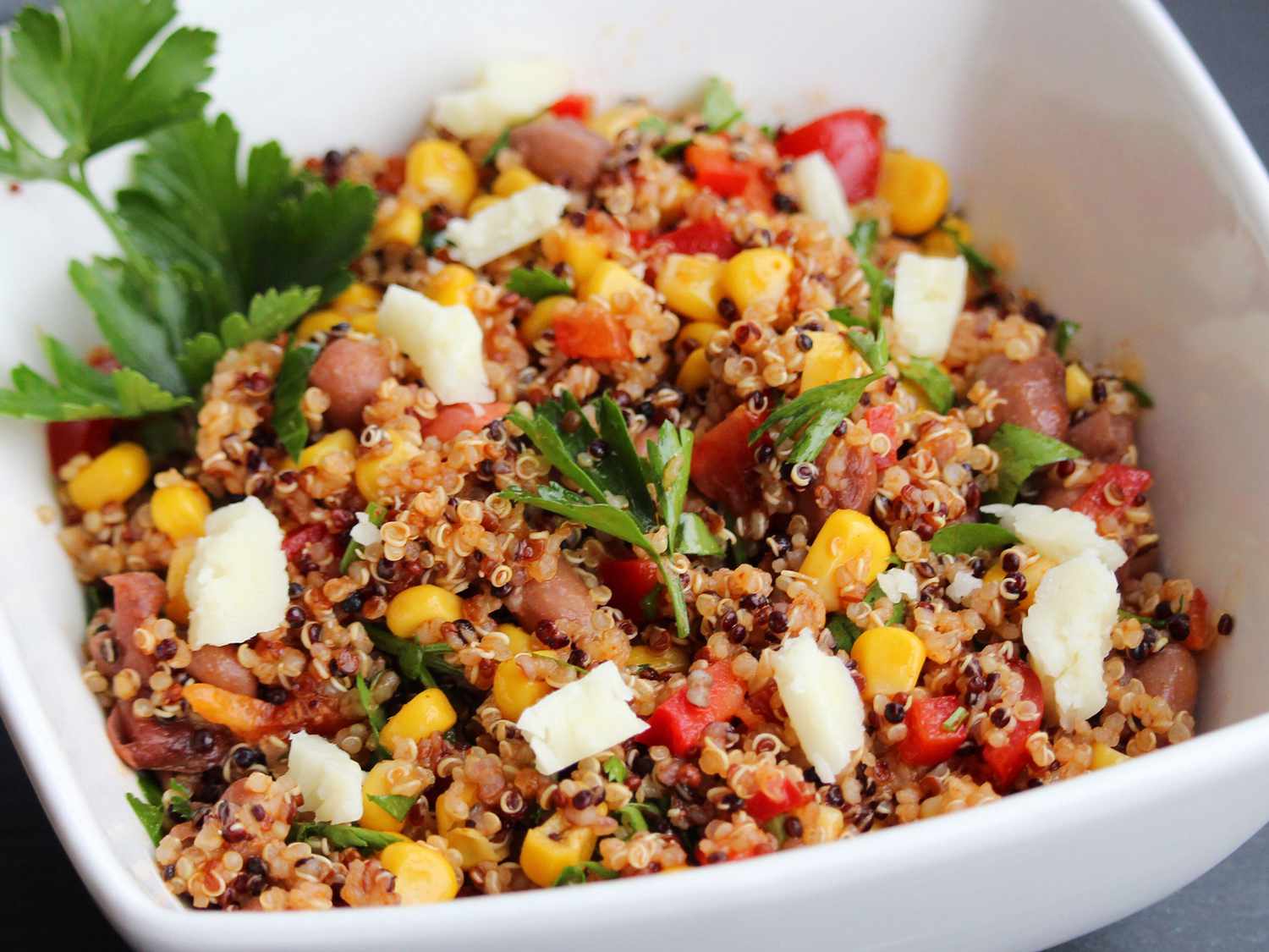 Salad Quinoa Tây Nam