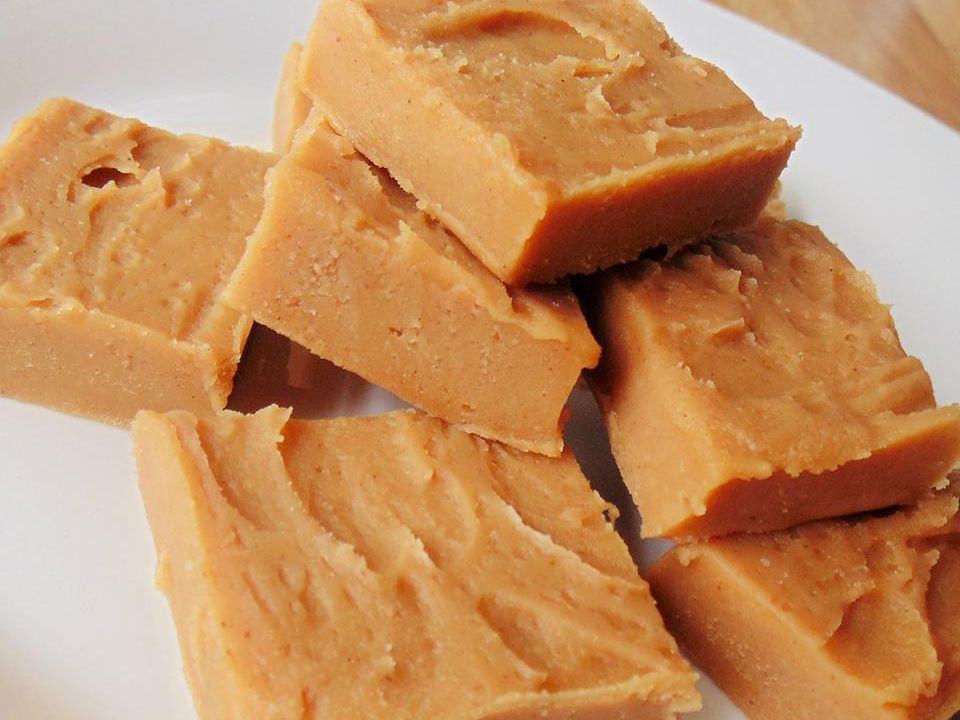 Fudge tủ đông bơ đậu phộng (2-rededient)