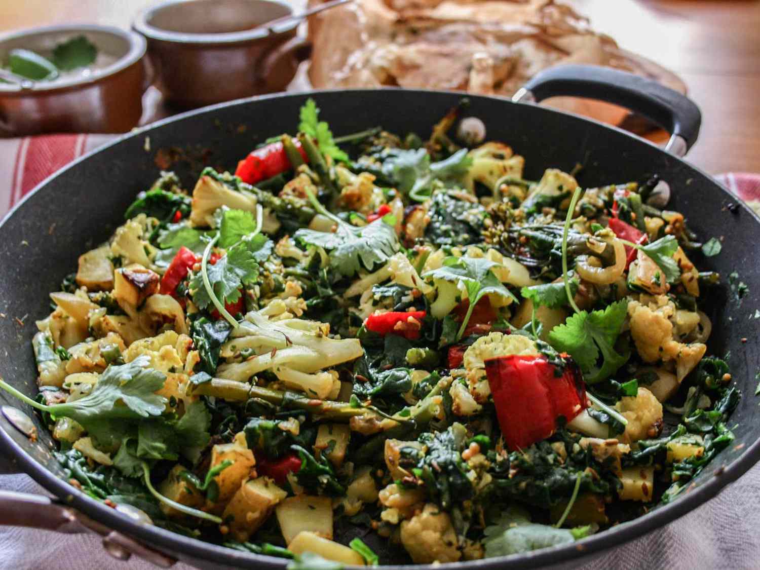 Tuần Aloo Gobi Saag